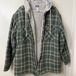 Vintage Men’s Northcrest Green Flannel Jacket